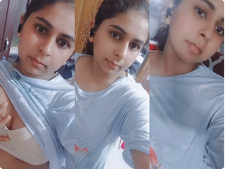 Cute Desi Girl Shows Her Boobs and Pussy (Updates)